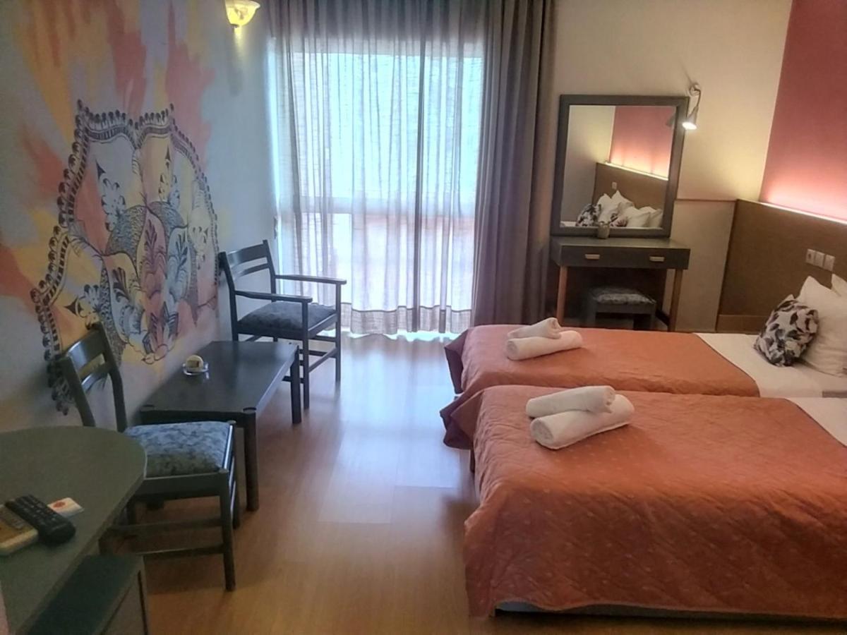 Hotel Margarita Corinth Dış mekan fotoğraf